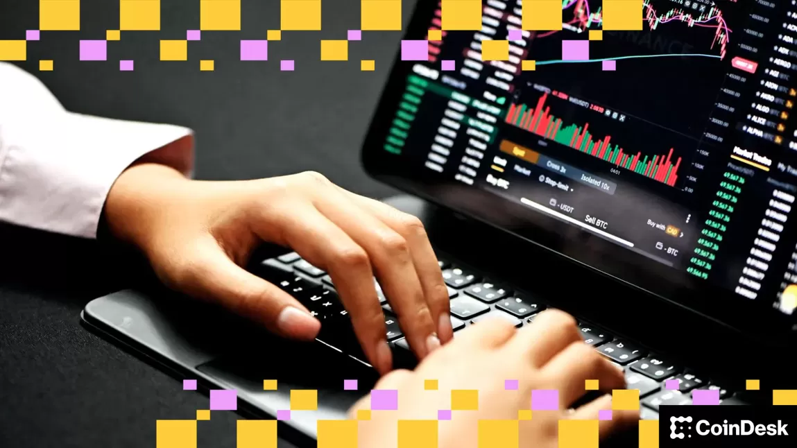 Bitcoin giảm xuống dưới 66.000 USD, hợp đồng tương lai chứng khoán Mỹ lao dốc khi Iran tấn công nhà máy lọc dầu của Ả Rập Xê Út.